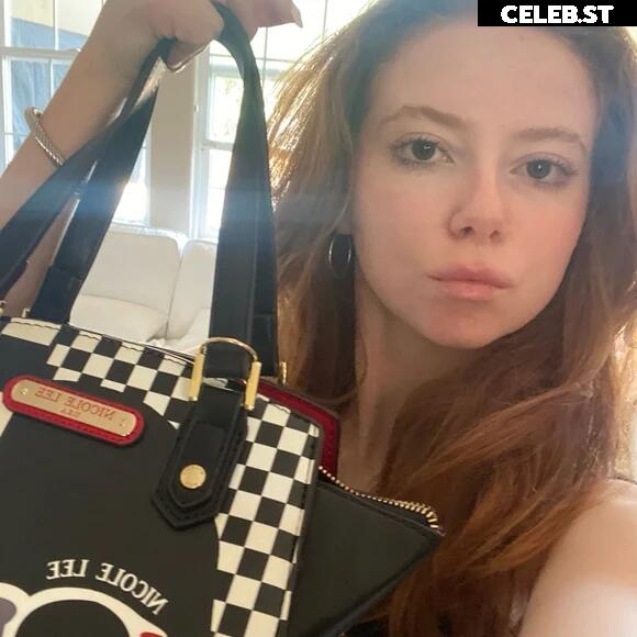 Francesca Capaldi (18) Image 23474346