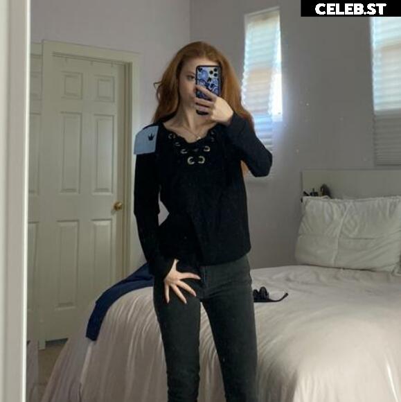 Francesca Capaldi (18) Image 23474344