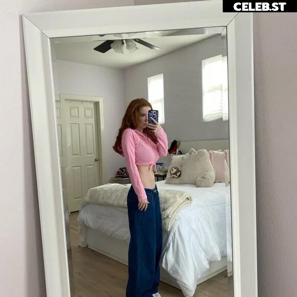 Francesca Capaldi (18) Image 23474378