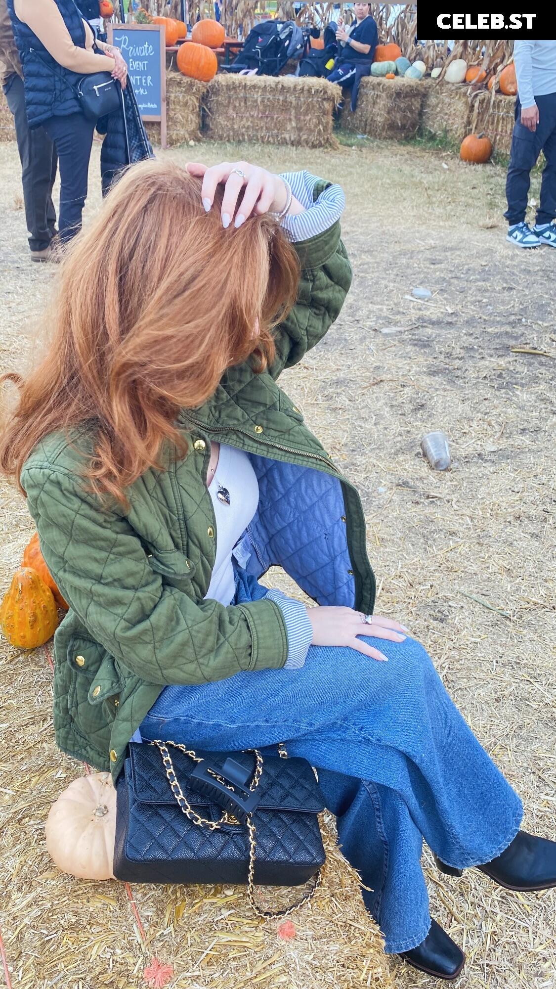 Francesca Capaldi (18) Image 23474271