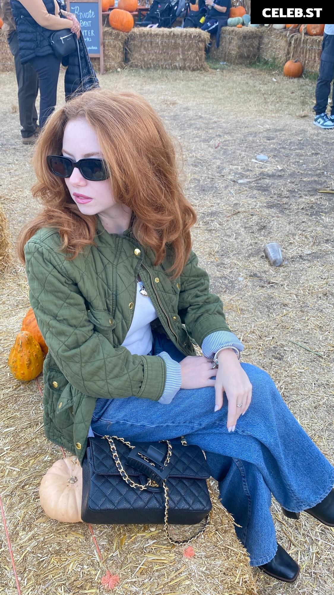 Francesca Capaldi (18) Image 23474270