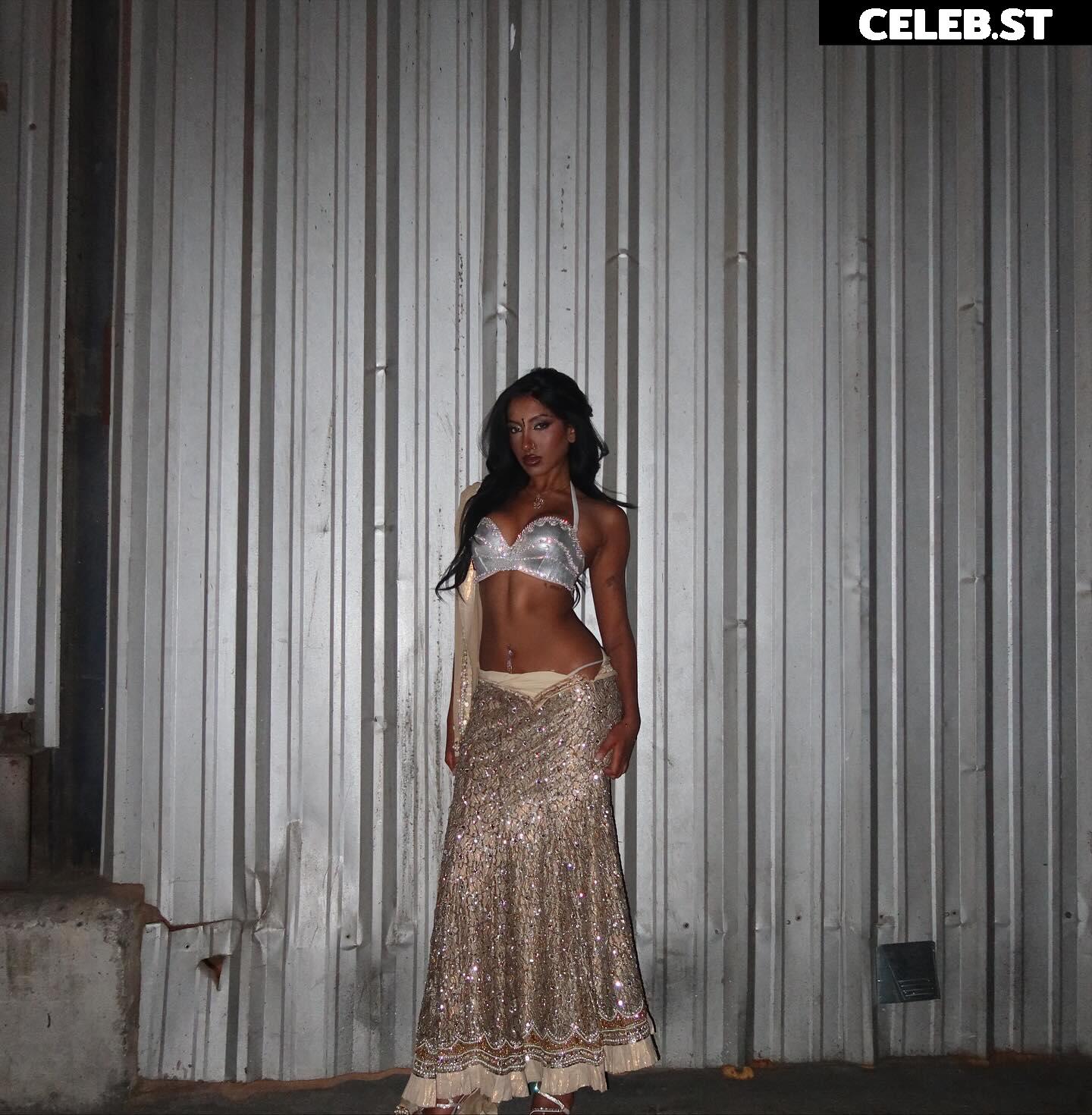 LARA RAJ / lararajj (member of KATSEYE) Image 23477825