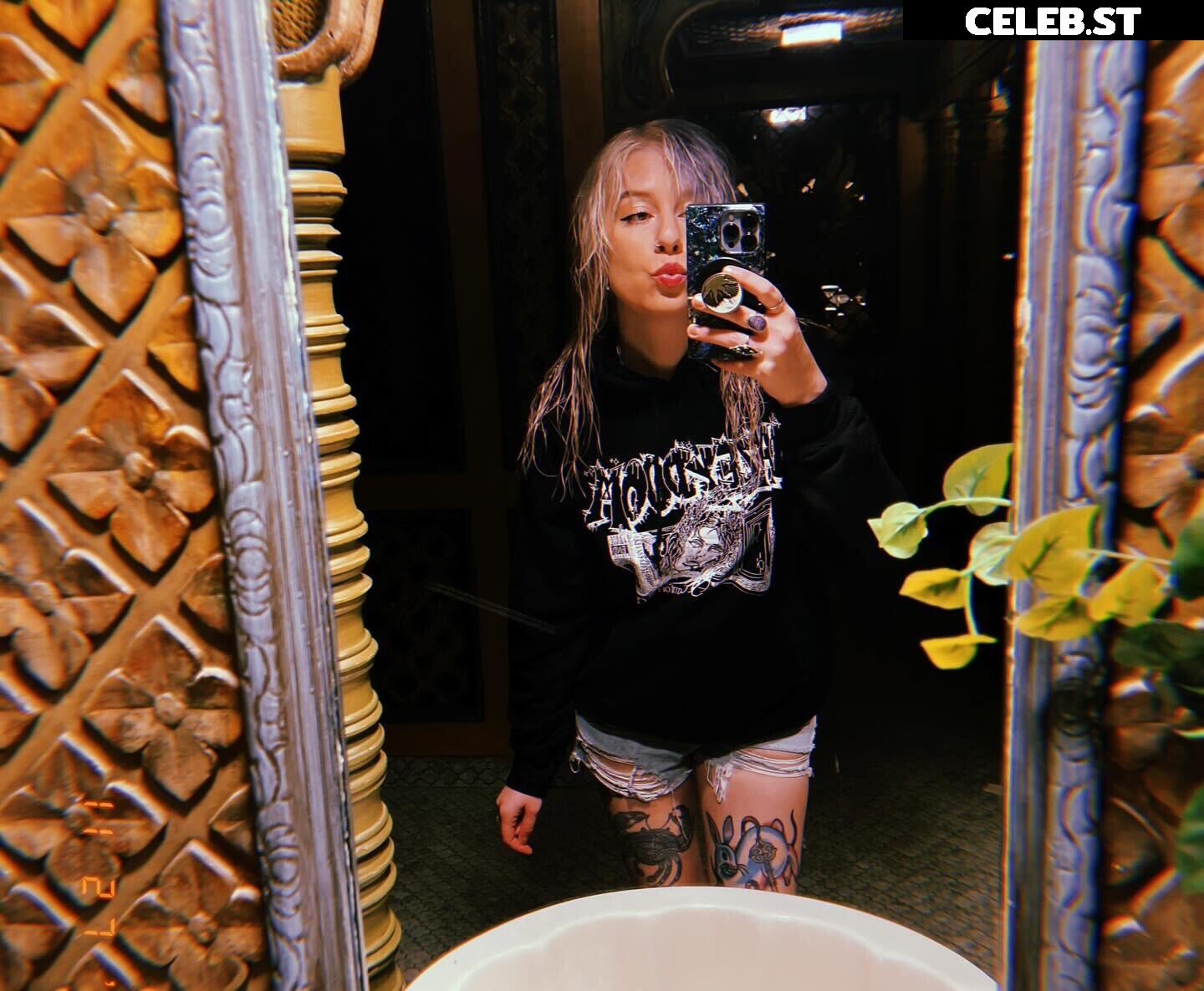 Women of Metal Image 23477579