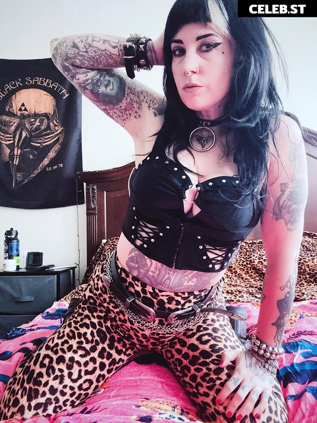 Women of Metal Image 23477411