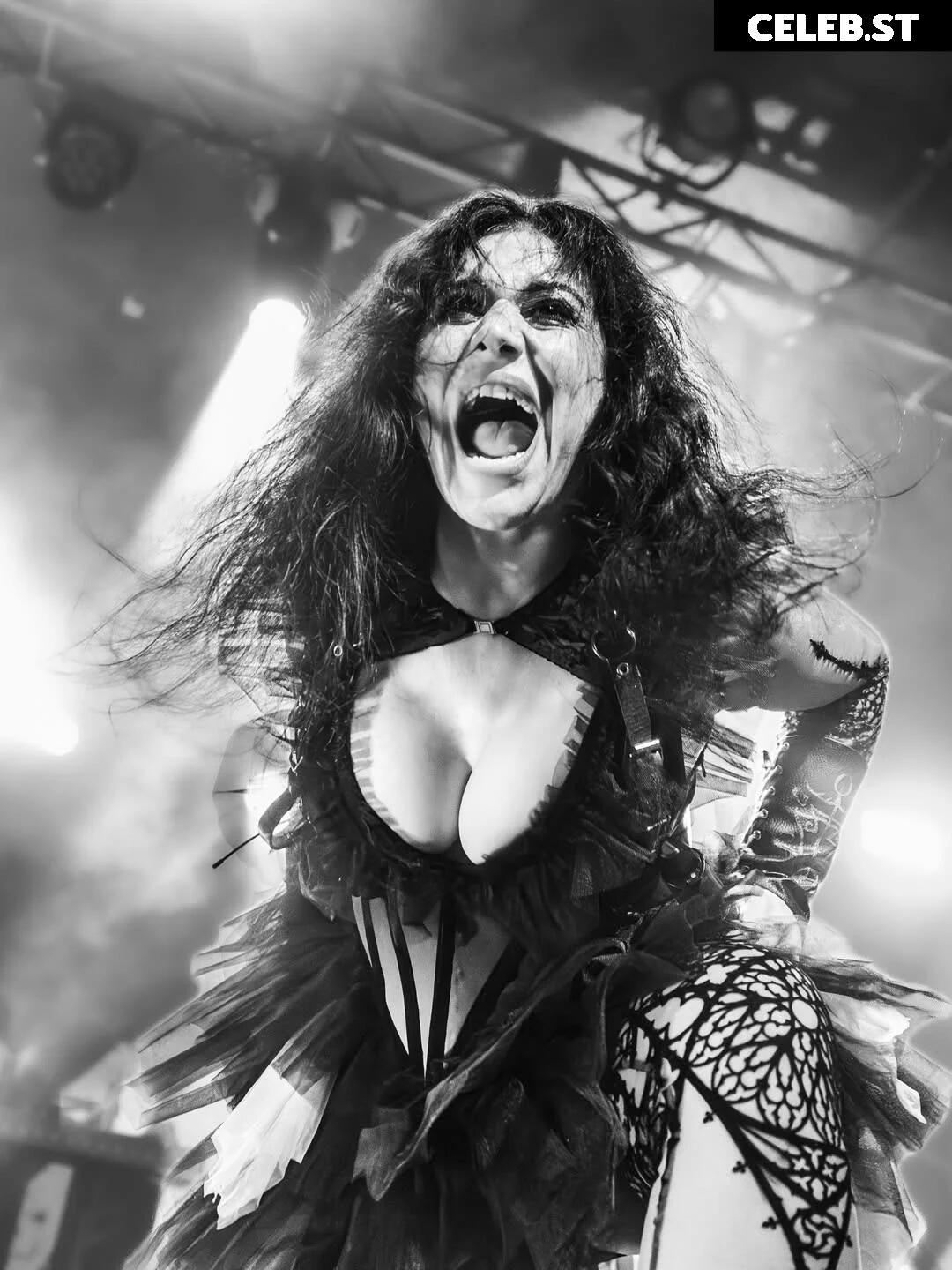 Women of Metal Image 23477620