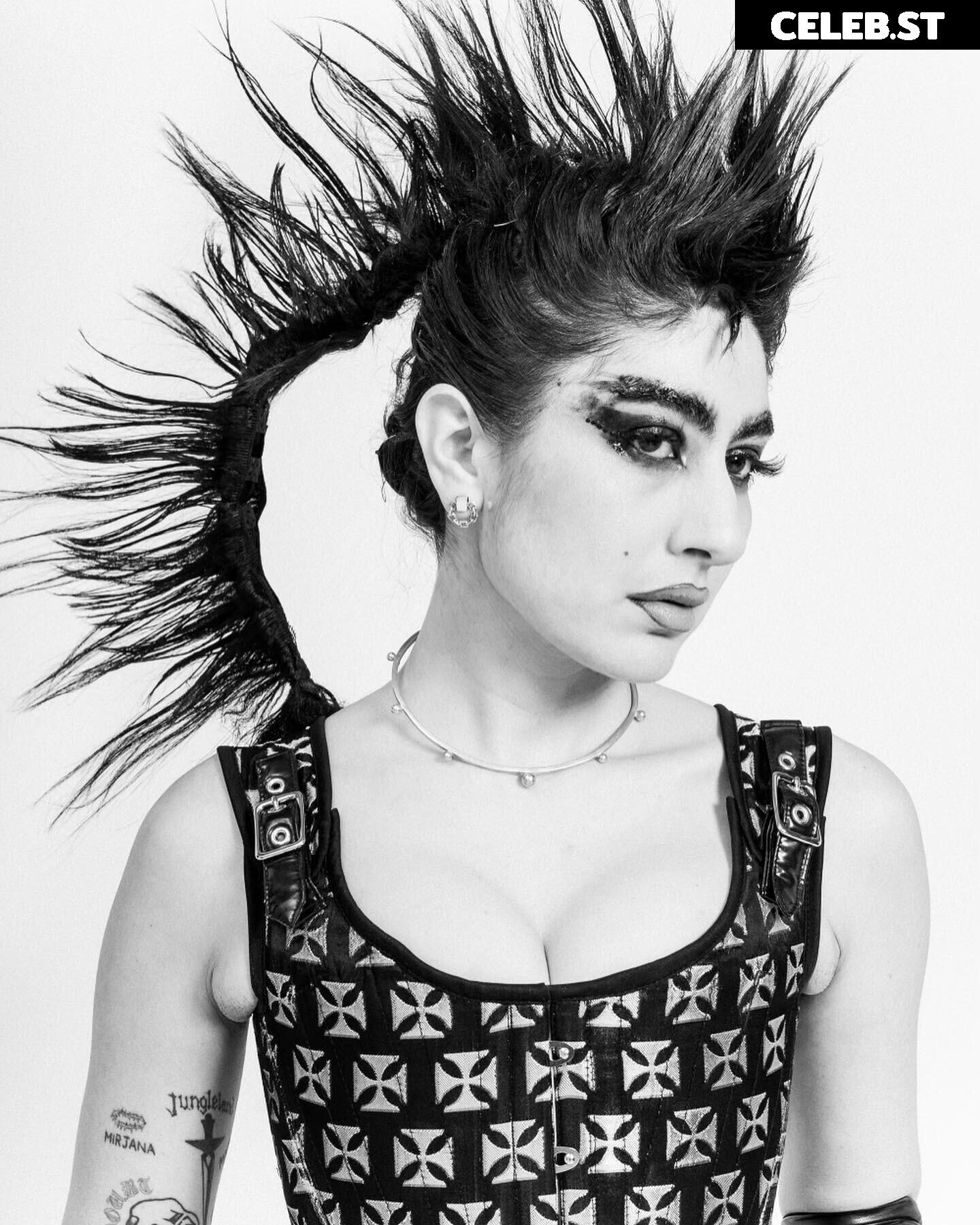 Women of Metal Image 23477186