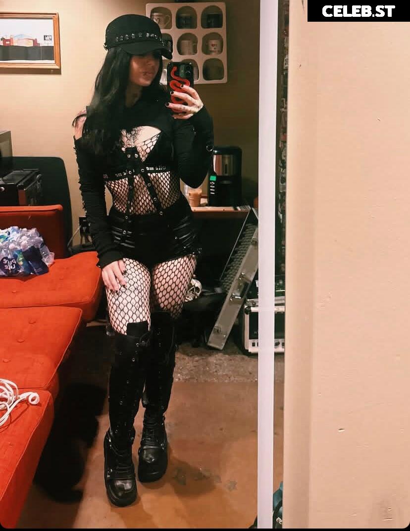 Women of Metal Image 23477091