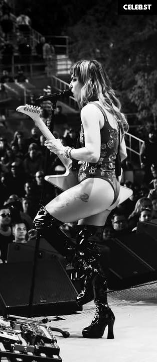 Women of Metal Image 23477002