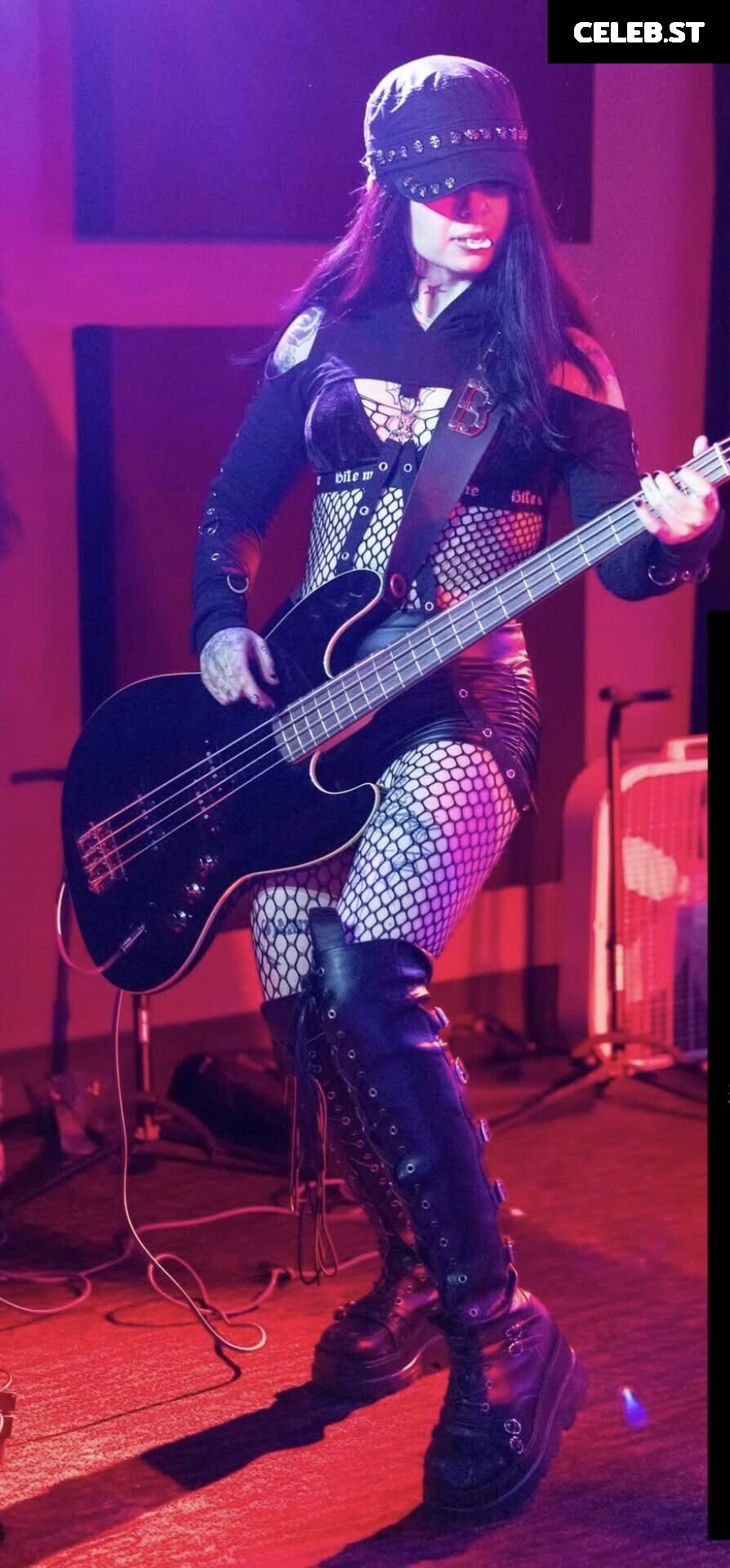 Women of Metal Image 23477358