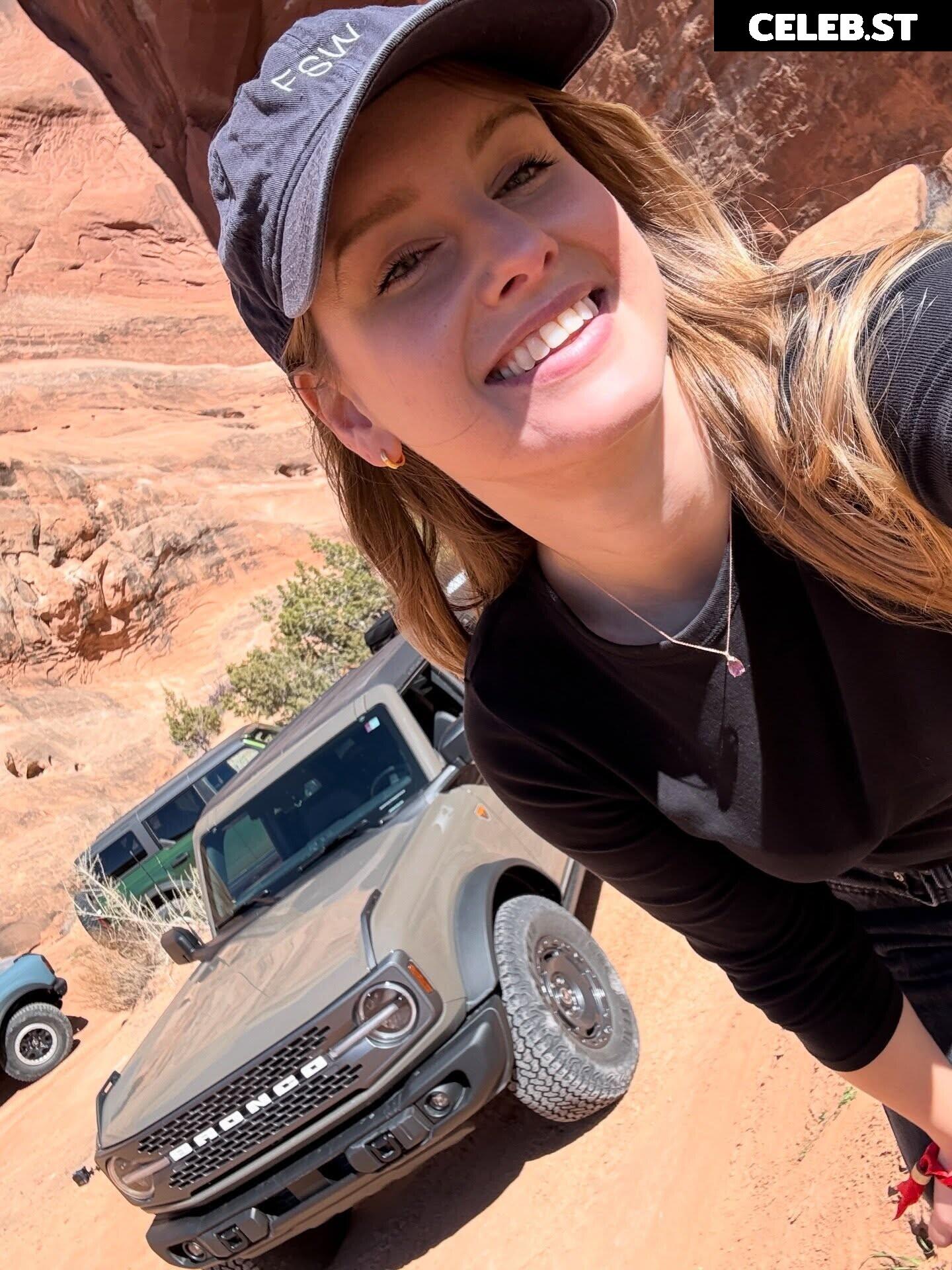 Sonja Reid aka OMGitsfirefoxx Image 23471881