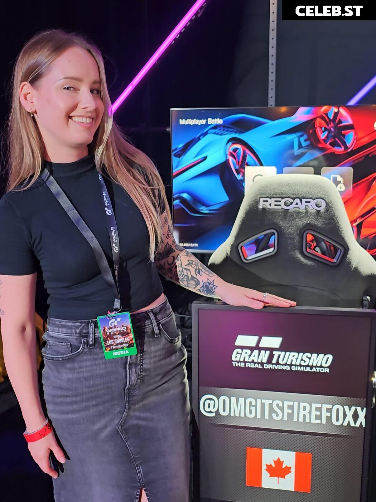 Sonja Reid aka OMGitsfirefoxx Image 23471807