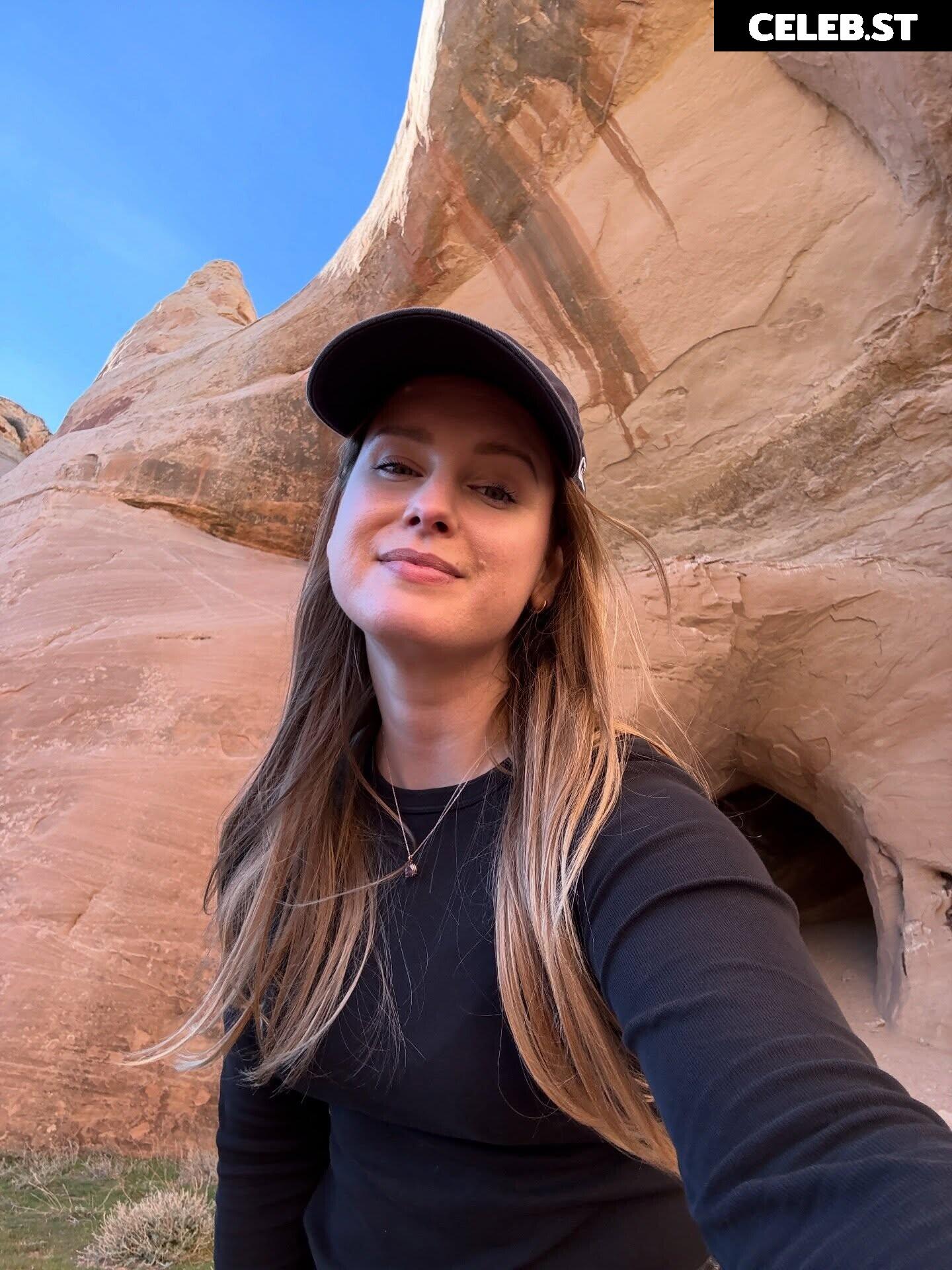 Sonja Reid aka OMGitsfirefoxx Image 23471879