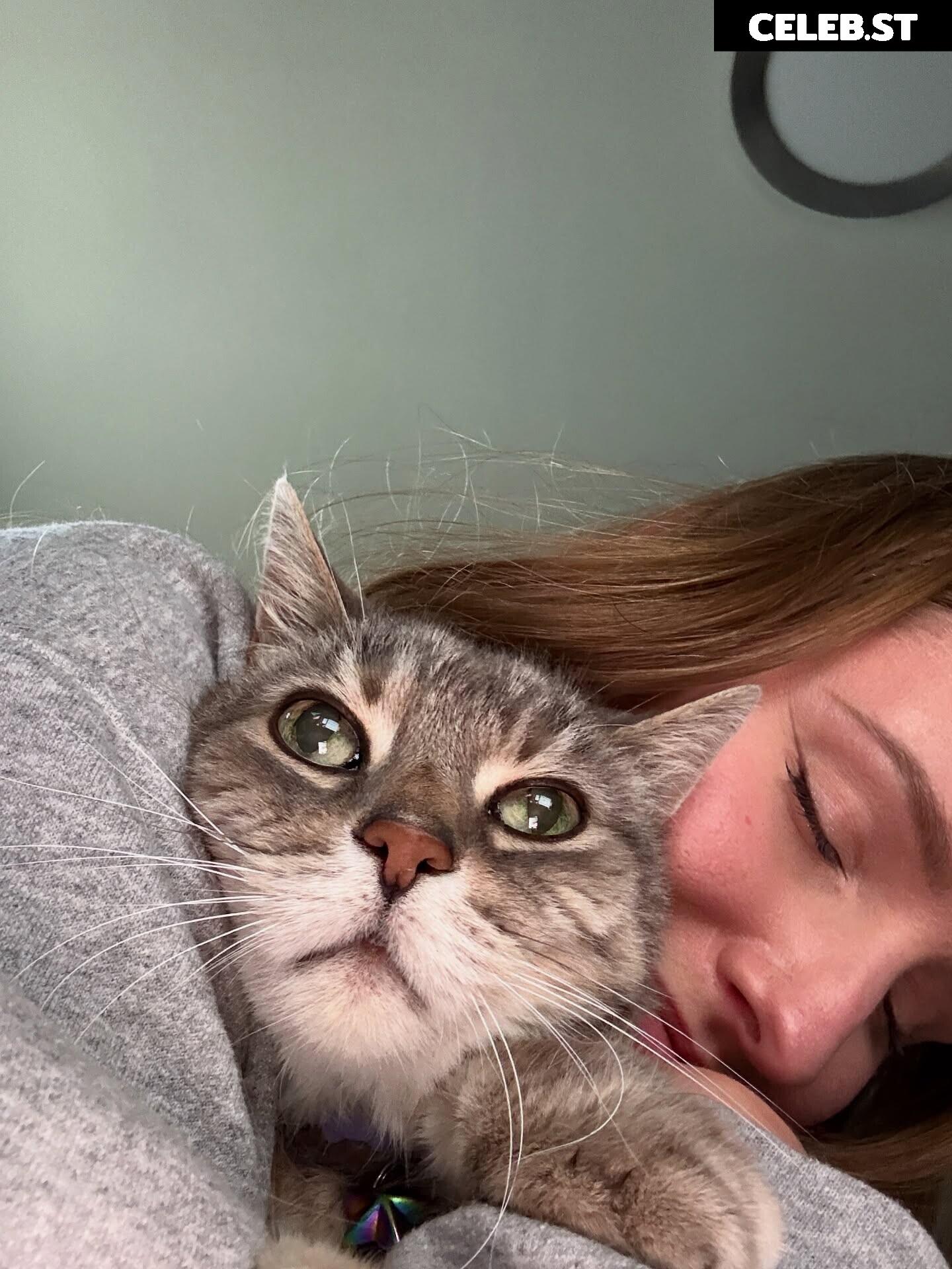 Sonja Reid aka OMGitsfirefoxx Image 23471784