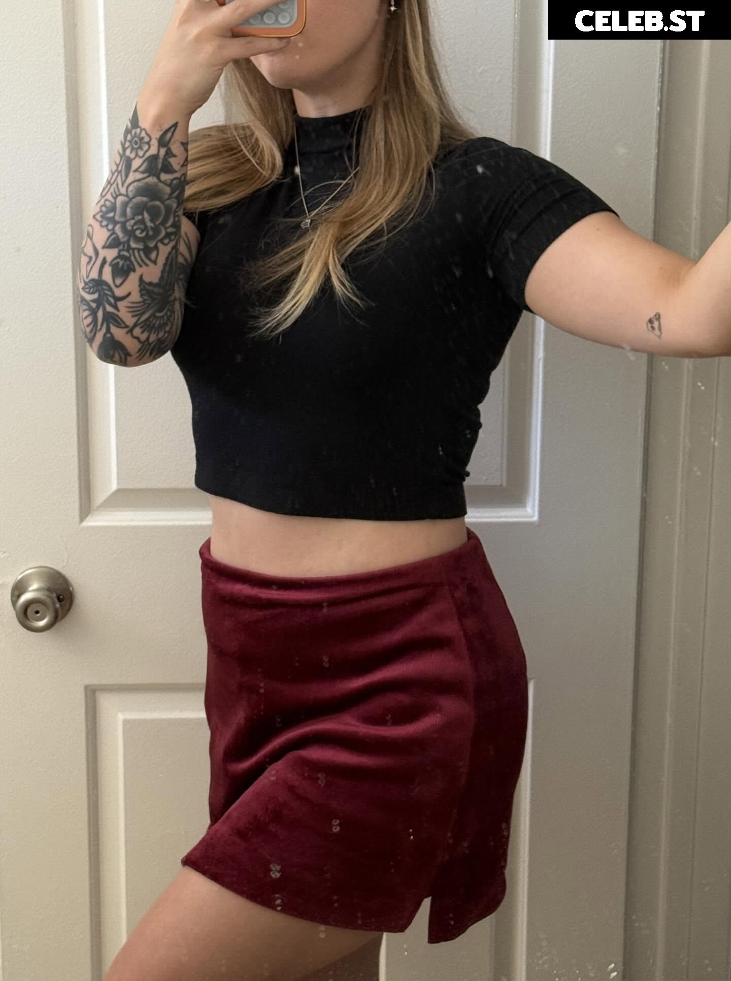 Sonja Reid aka OMGitsfirefoxx Image 23471757