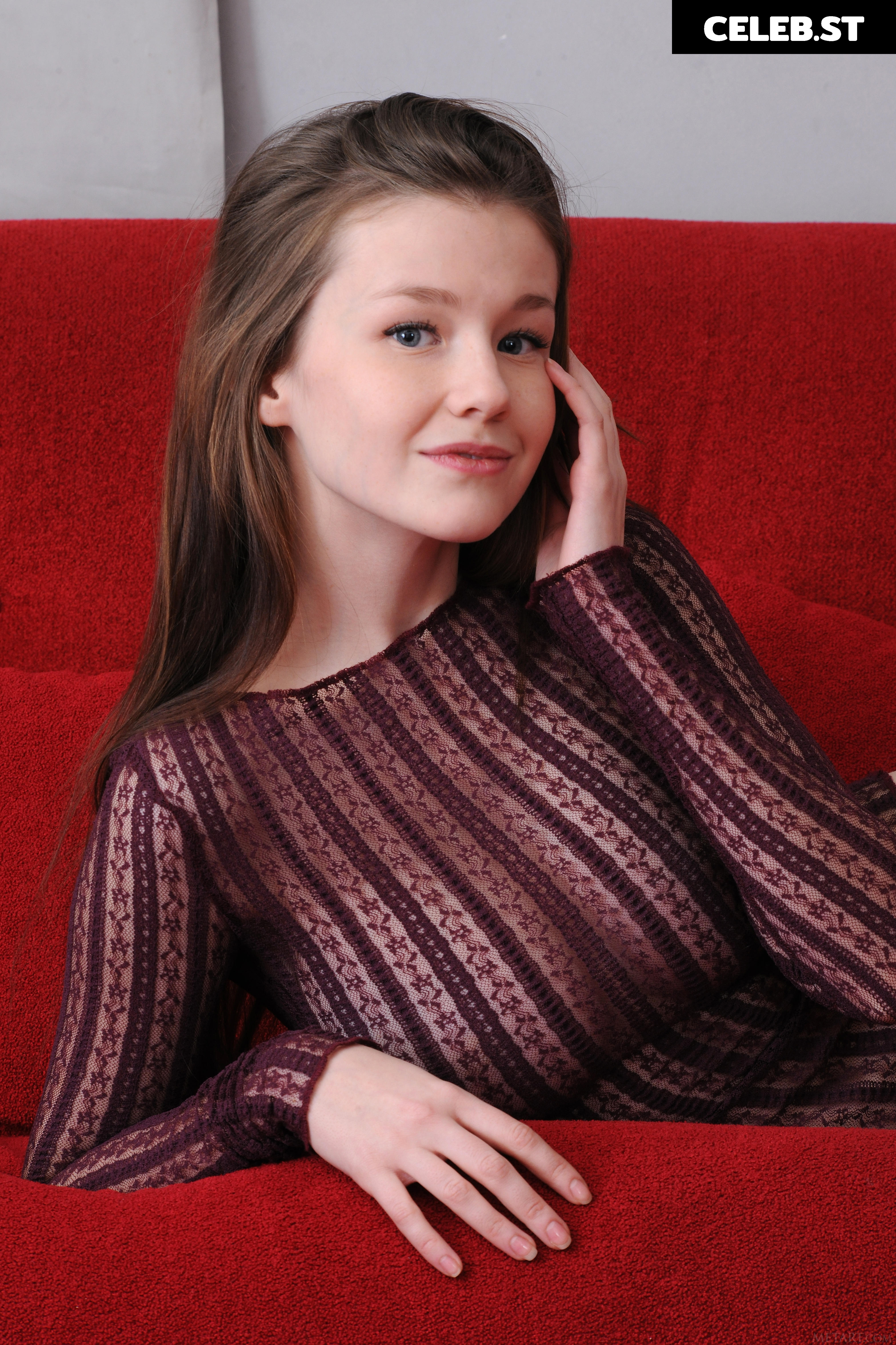 Emily Bloom Image 2347080