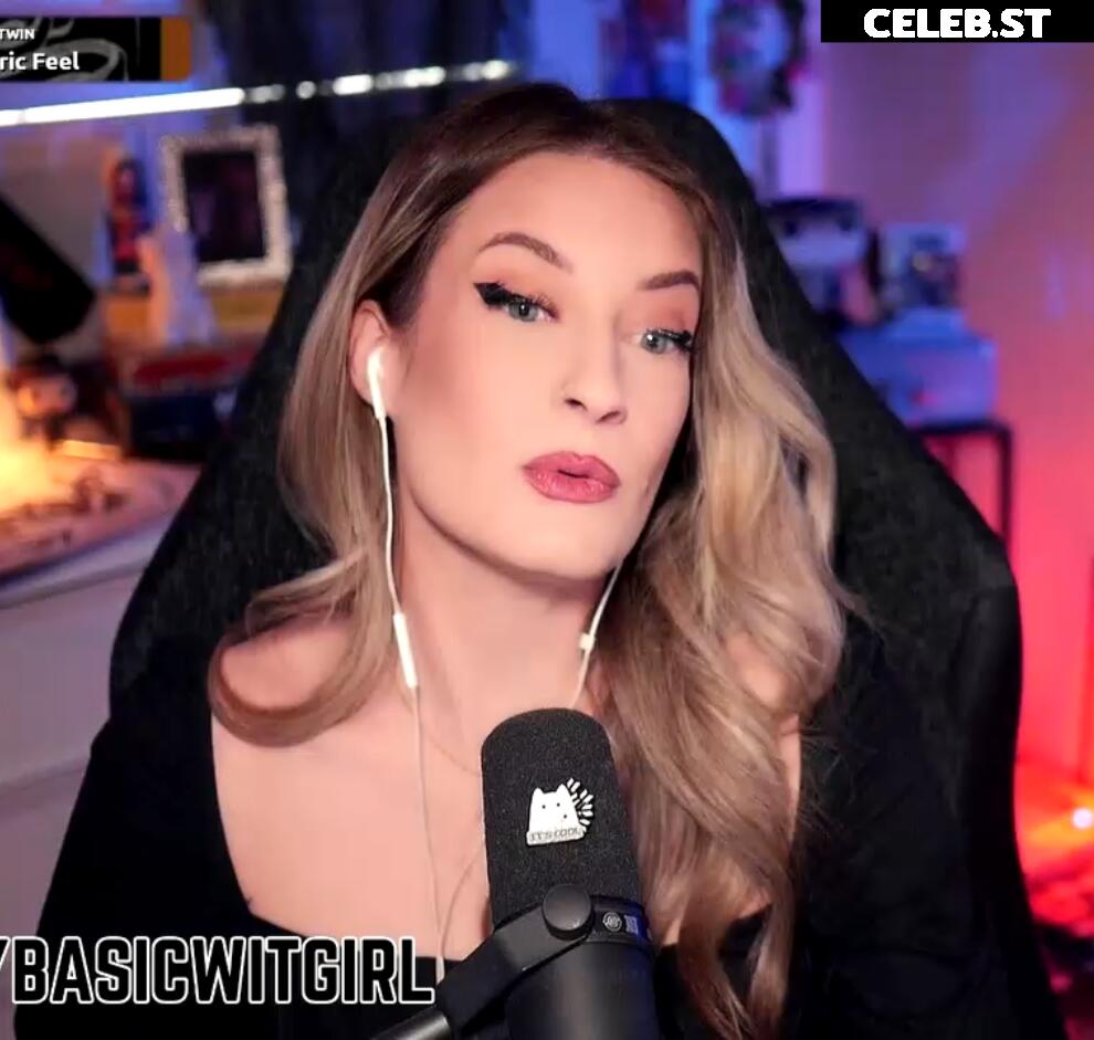 BasicWitGirl Image 23448847
