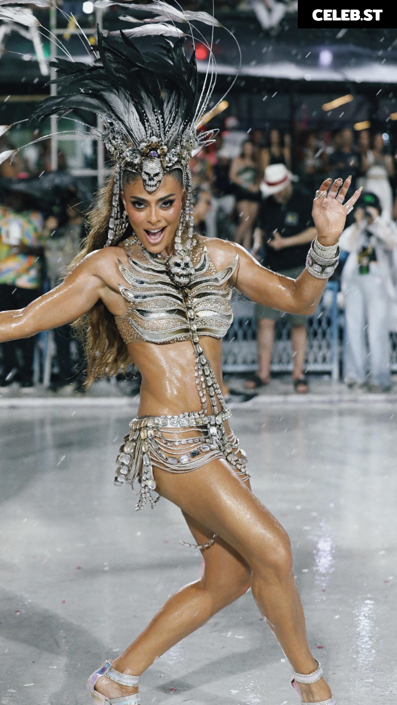 Juliana Paes Image 23448131
