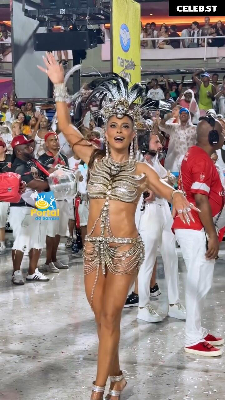 Juliana Paes Image 23448152