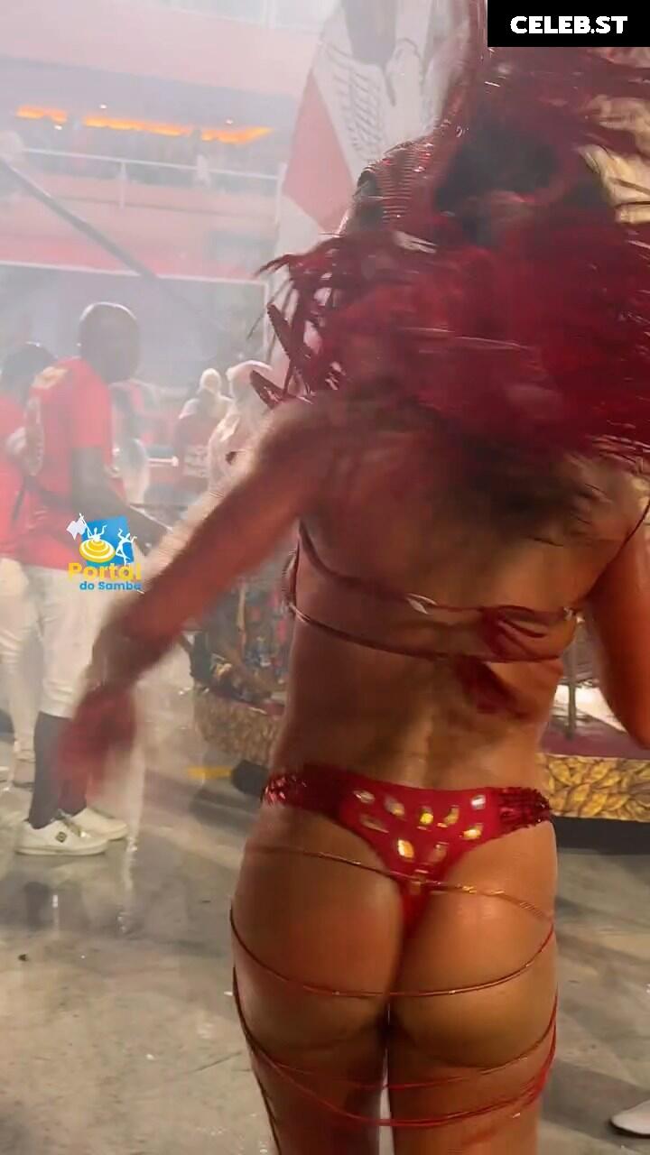 Juliana Paes Image 23448173