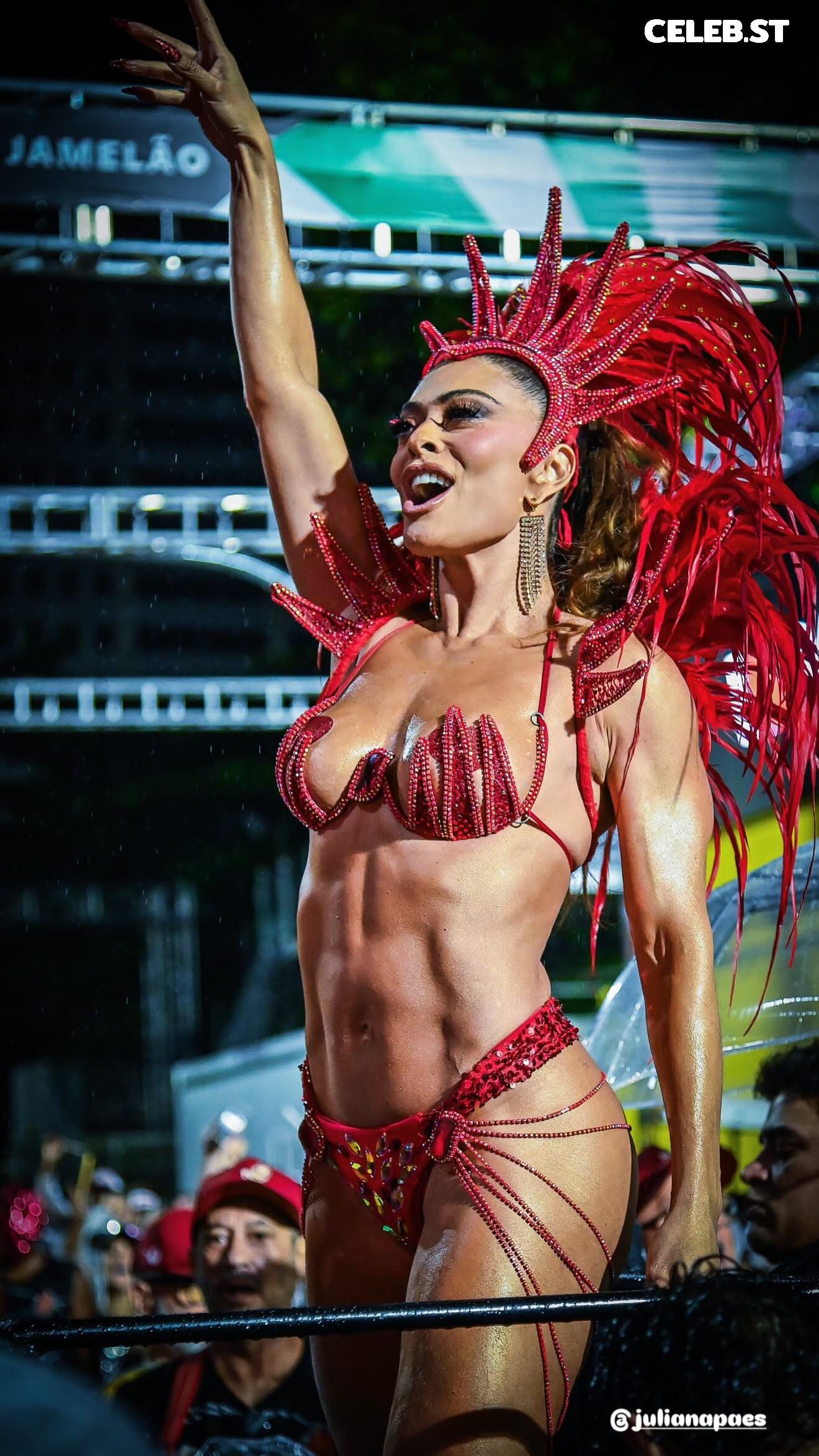 Juliana Paes Image 23448171
