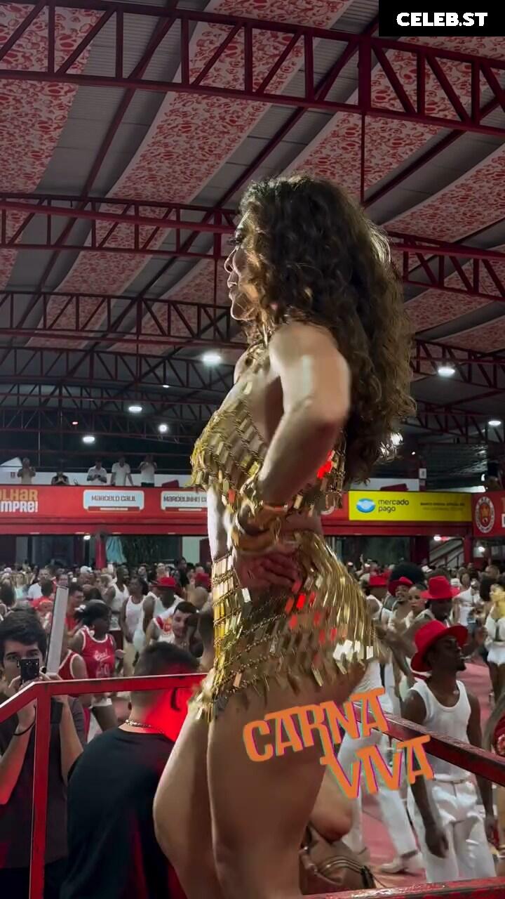 Juliana Paes Image 23448091