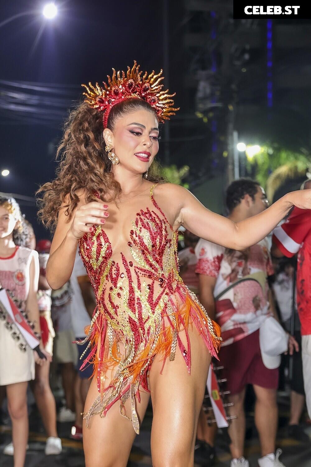 Juliana Paes Image 23448029