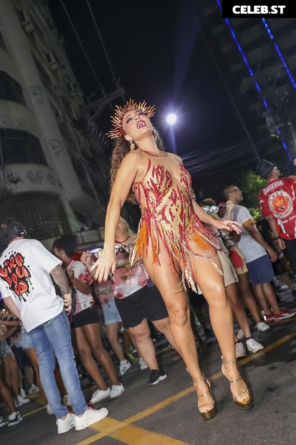 Juliana Paes Image 23448030