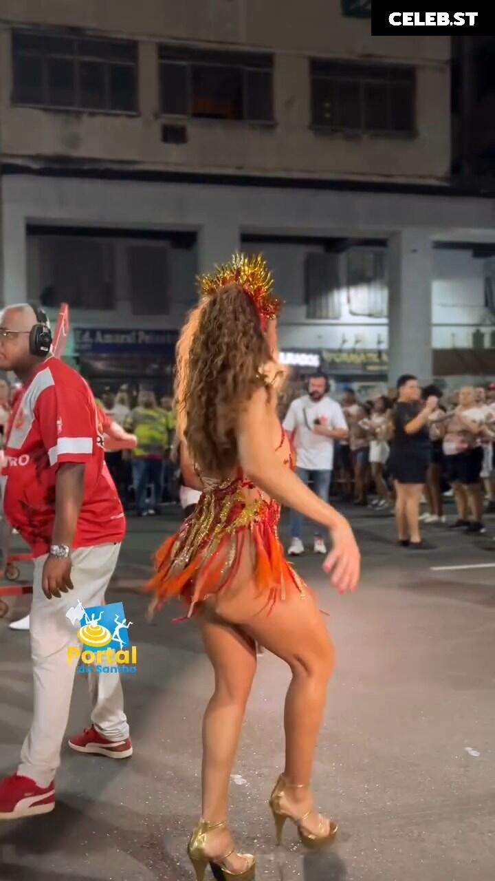 Juliana Paes Image 23448050