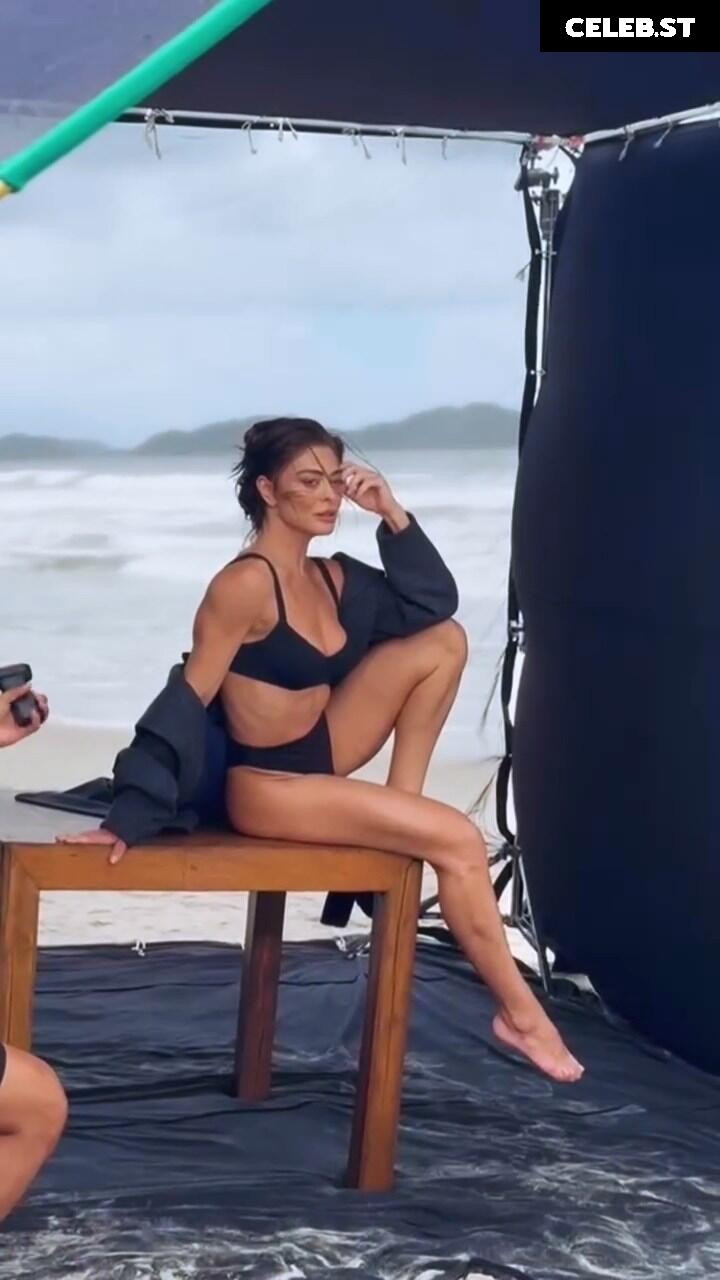 Juliana Paes Image 23448280