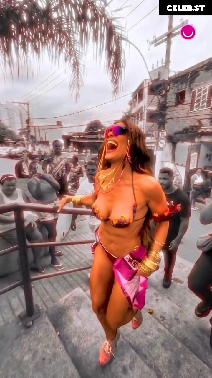 Juliana Paes Image 23448202