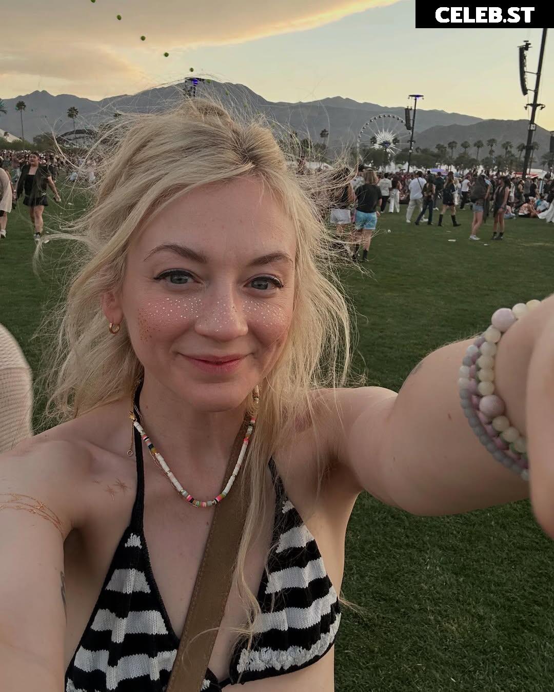 Emily Kinney | Best Known: TWD Image 23445763