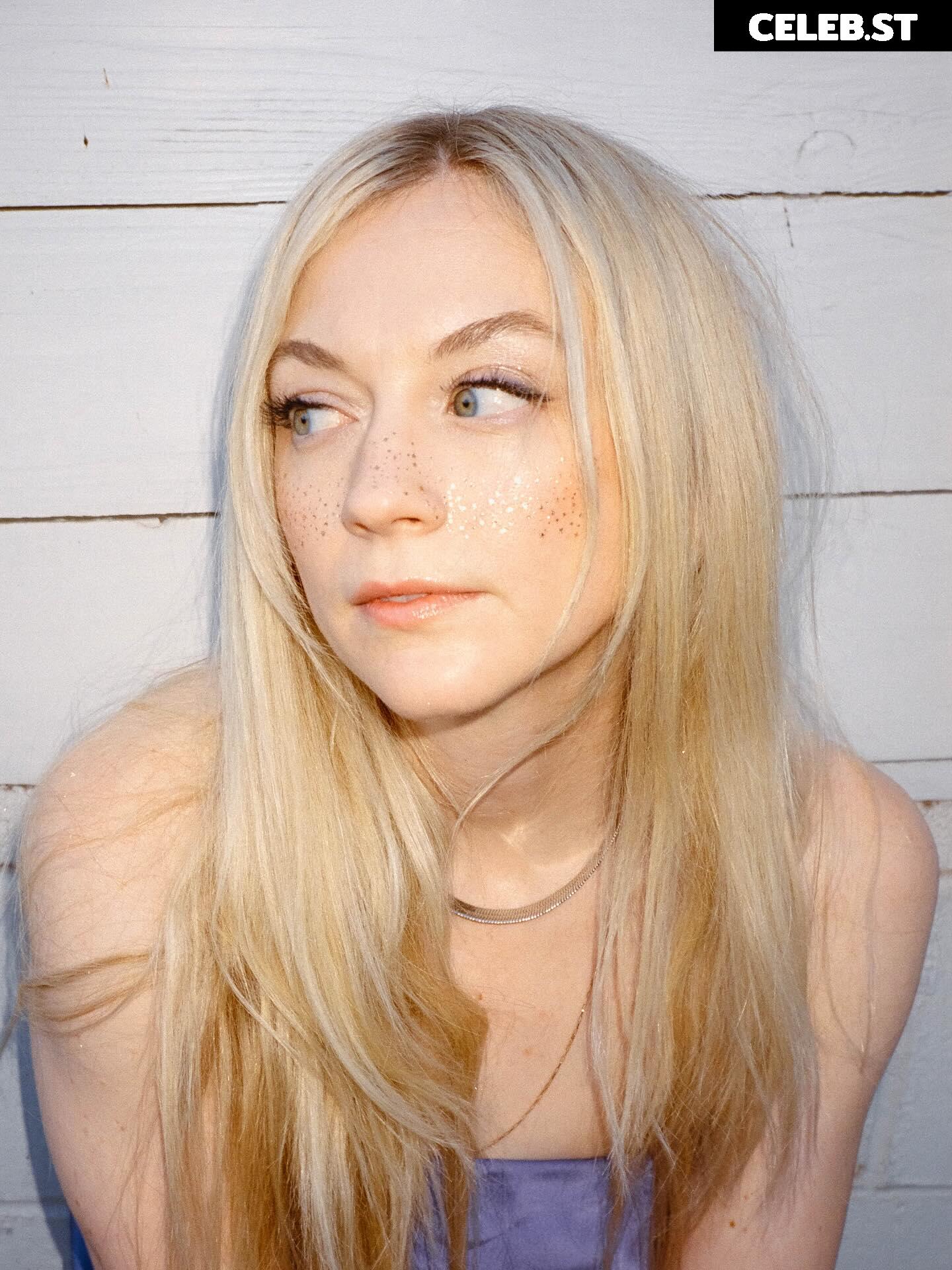 Emily Kinney | Best Known: TWD Image 23445778