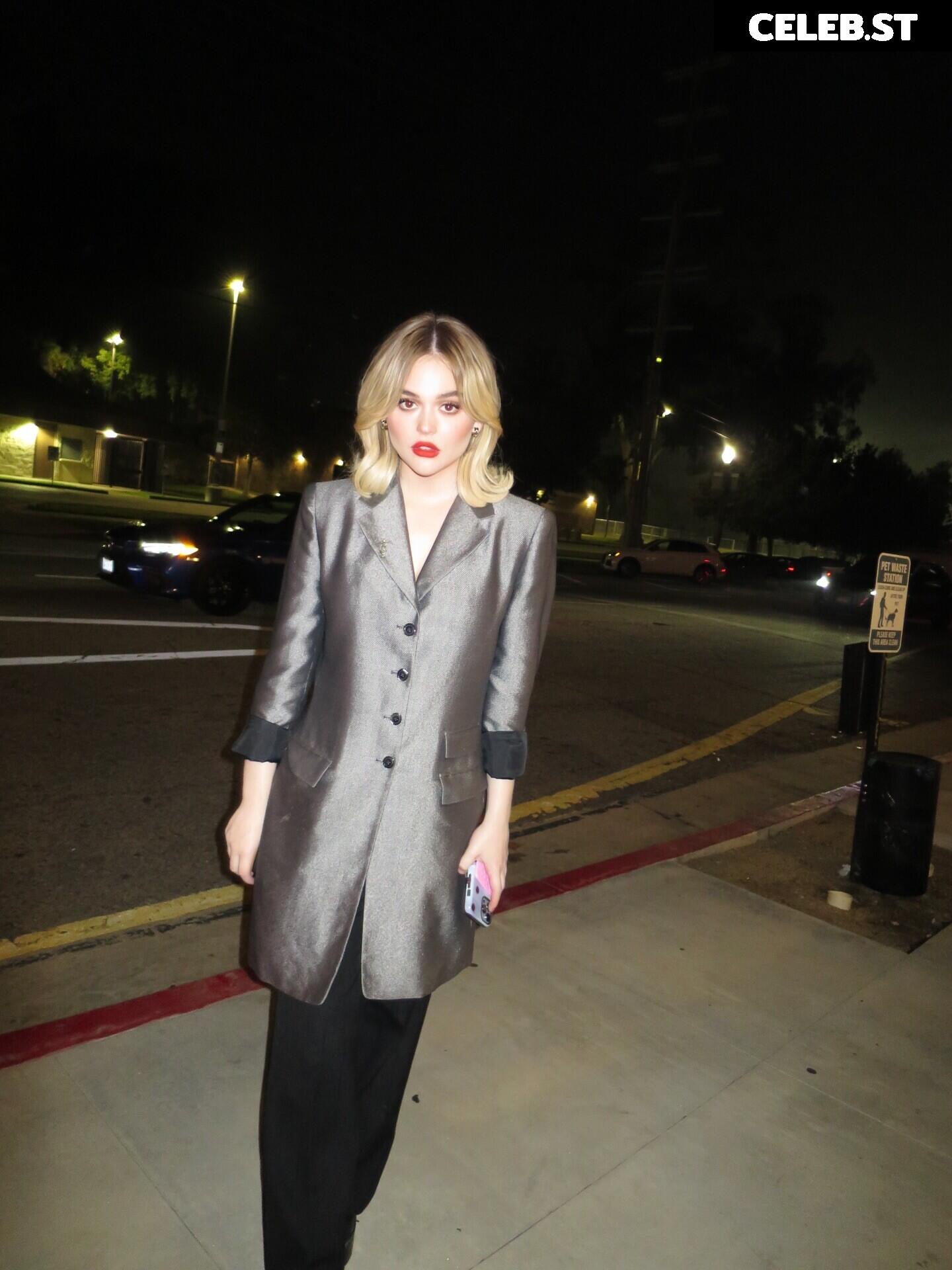 Emily Alyn Lind Image 23446306