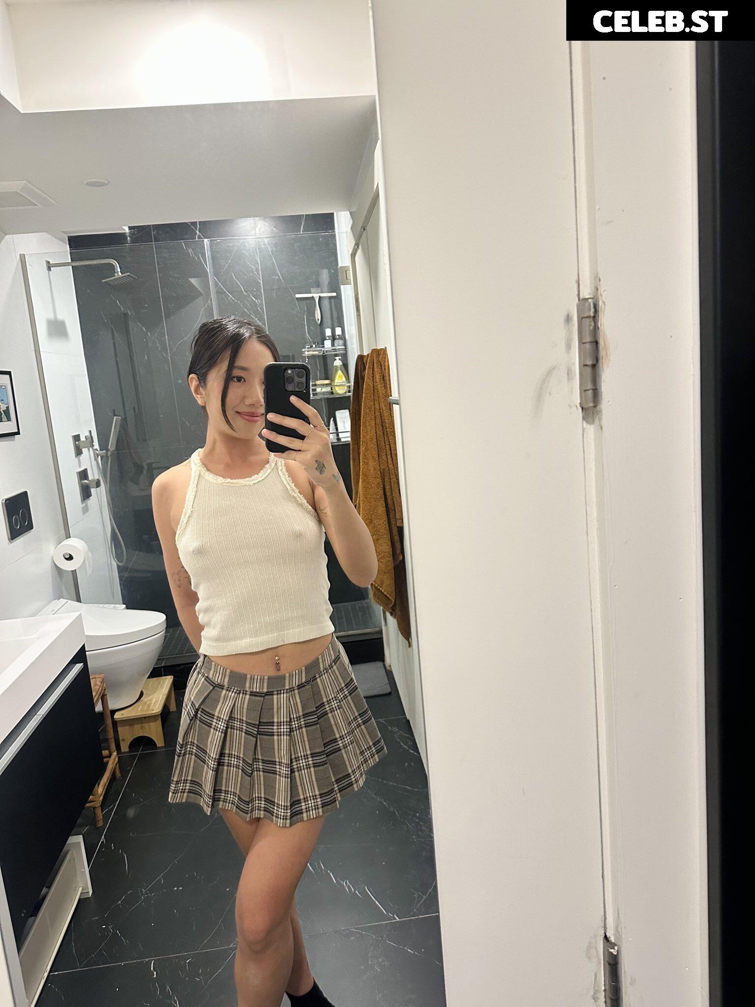 Kylie Cheung Image 23441833