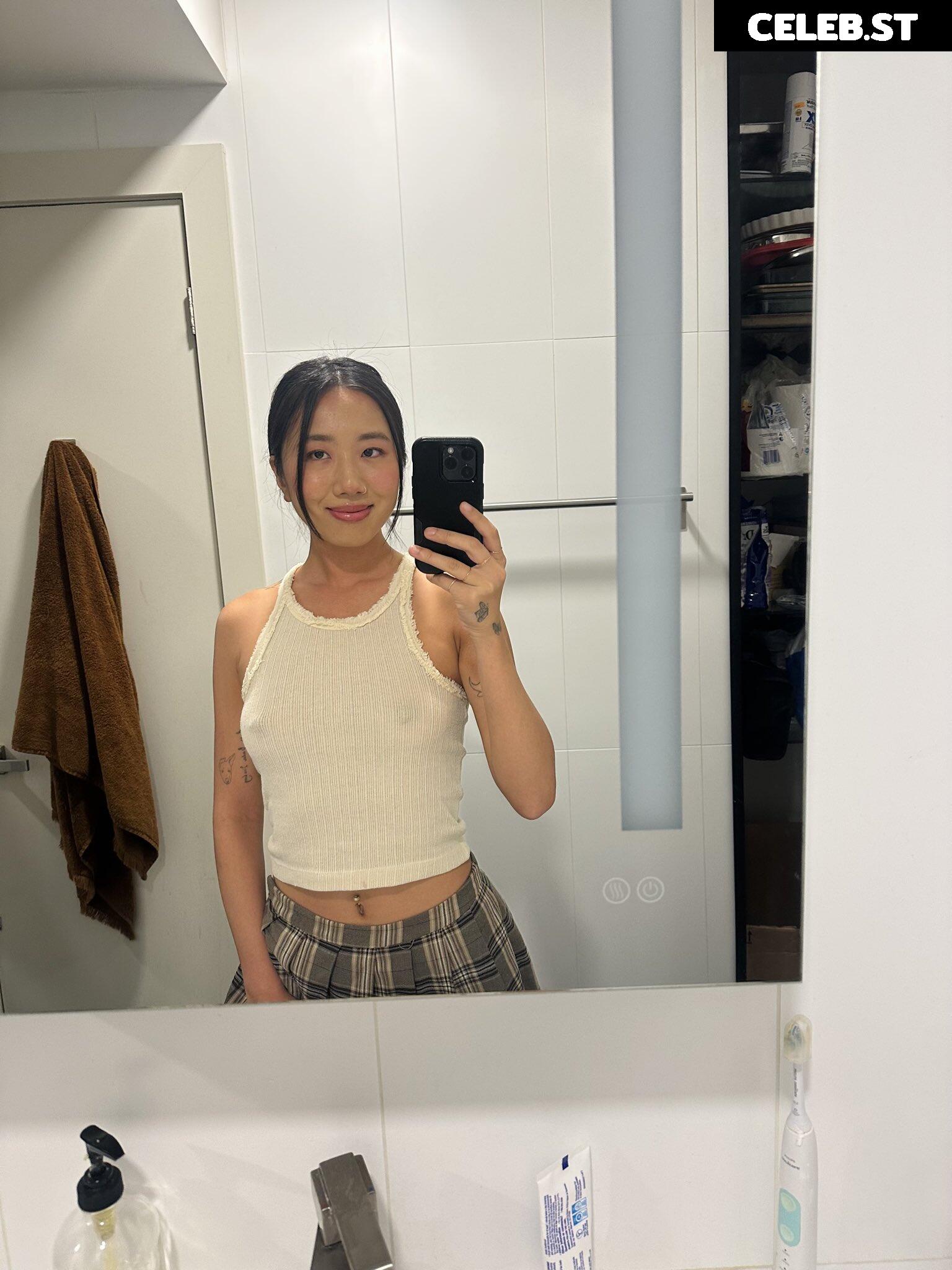 Kylie Cheung Image 23441836