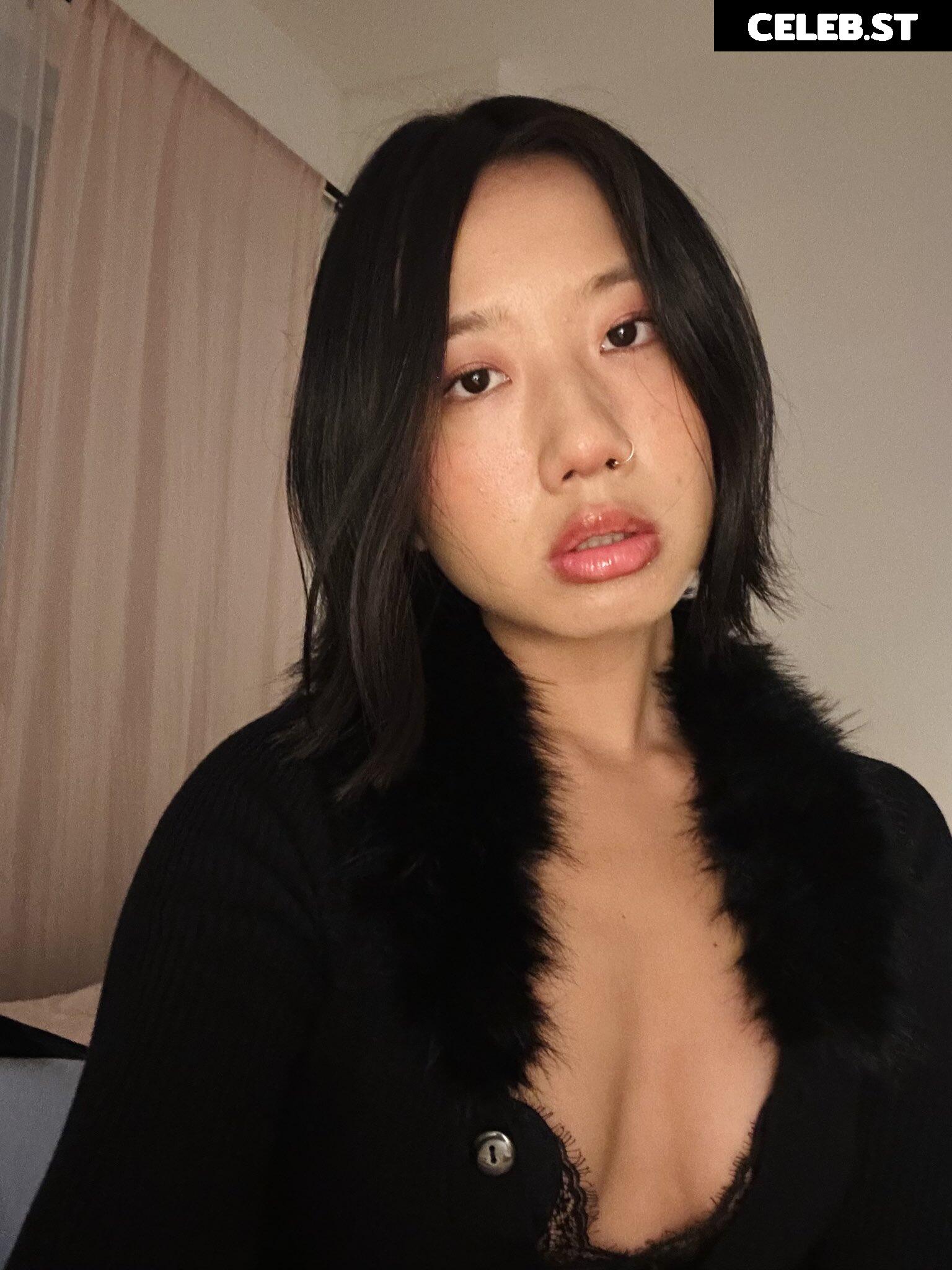Kylie Cheung Image 23441560