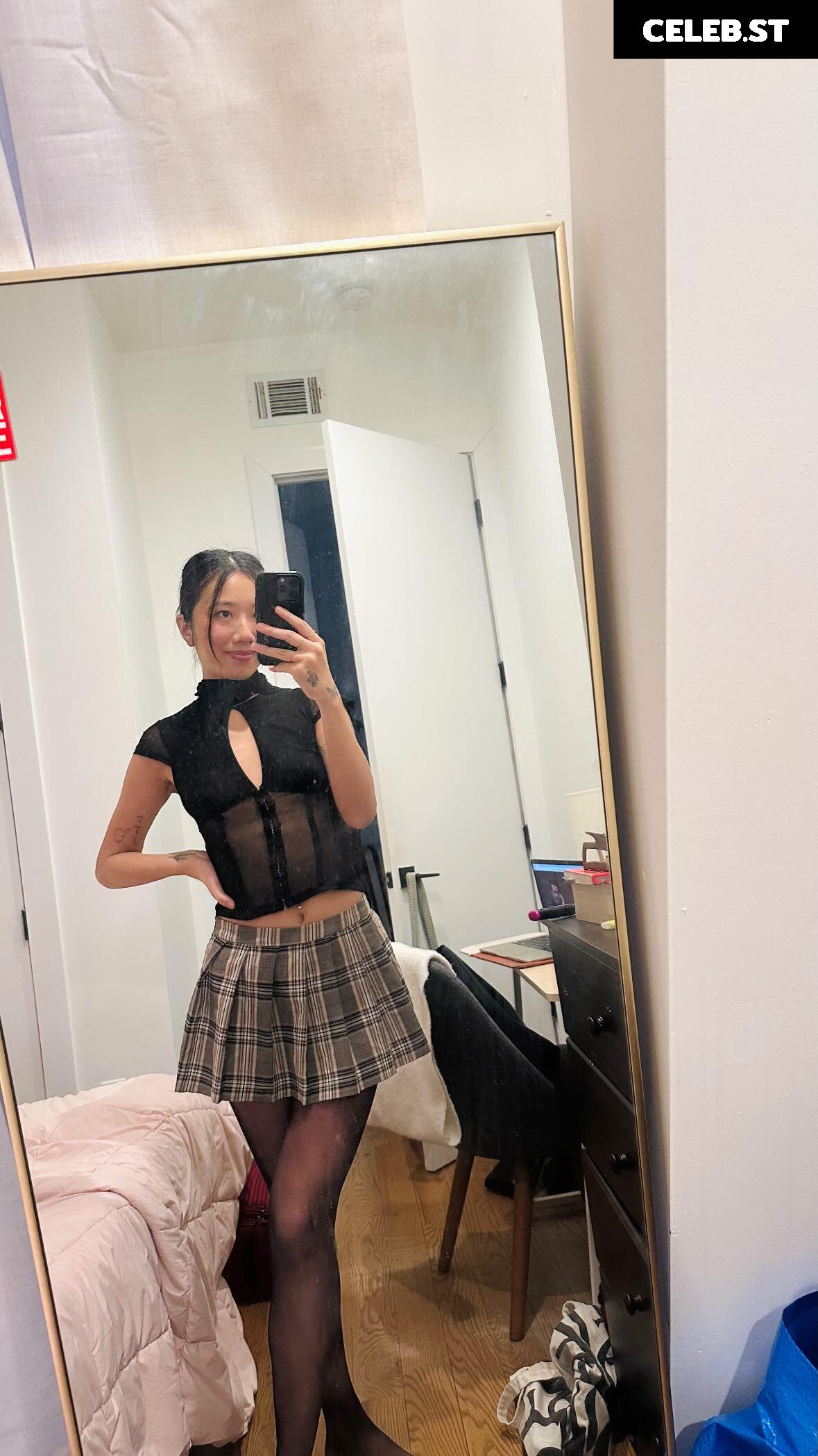 Kylie Cheung Image 23441789