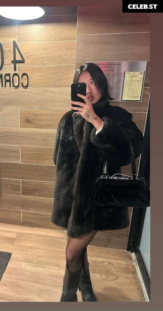 Kylie Cheung Image 23441710