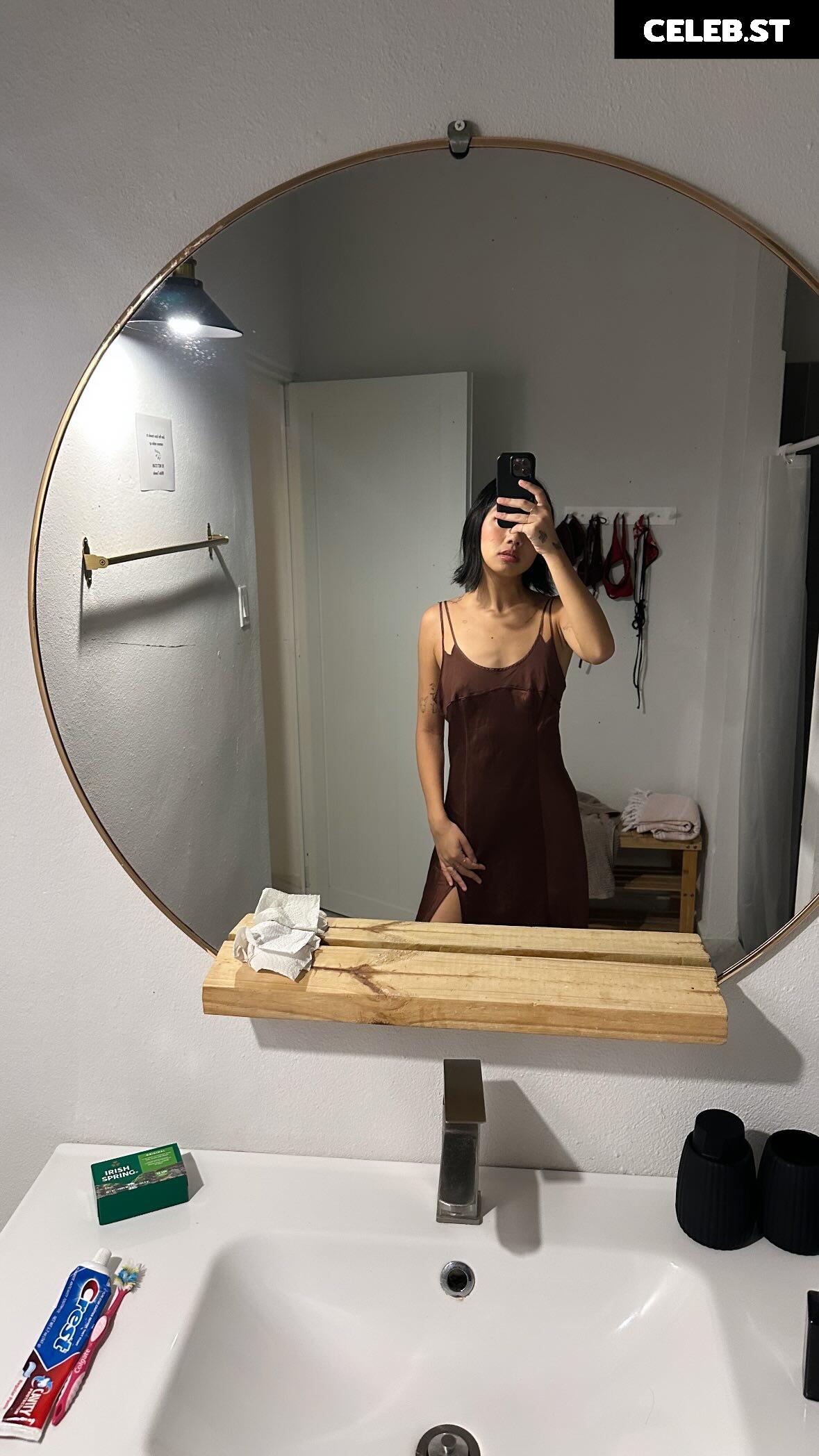 Kylie Cheung Image 23441637