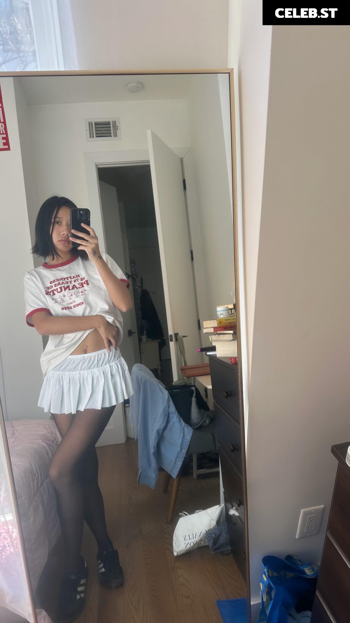 Kylie Cheung Image 23441673