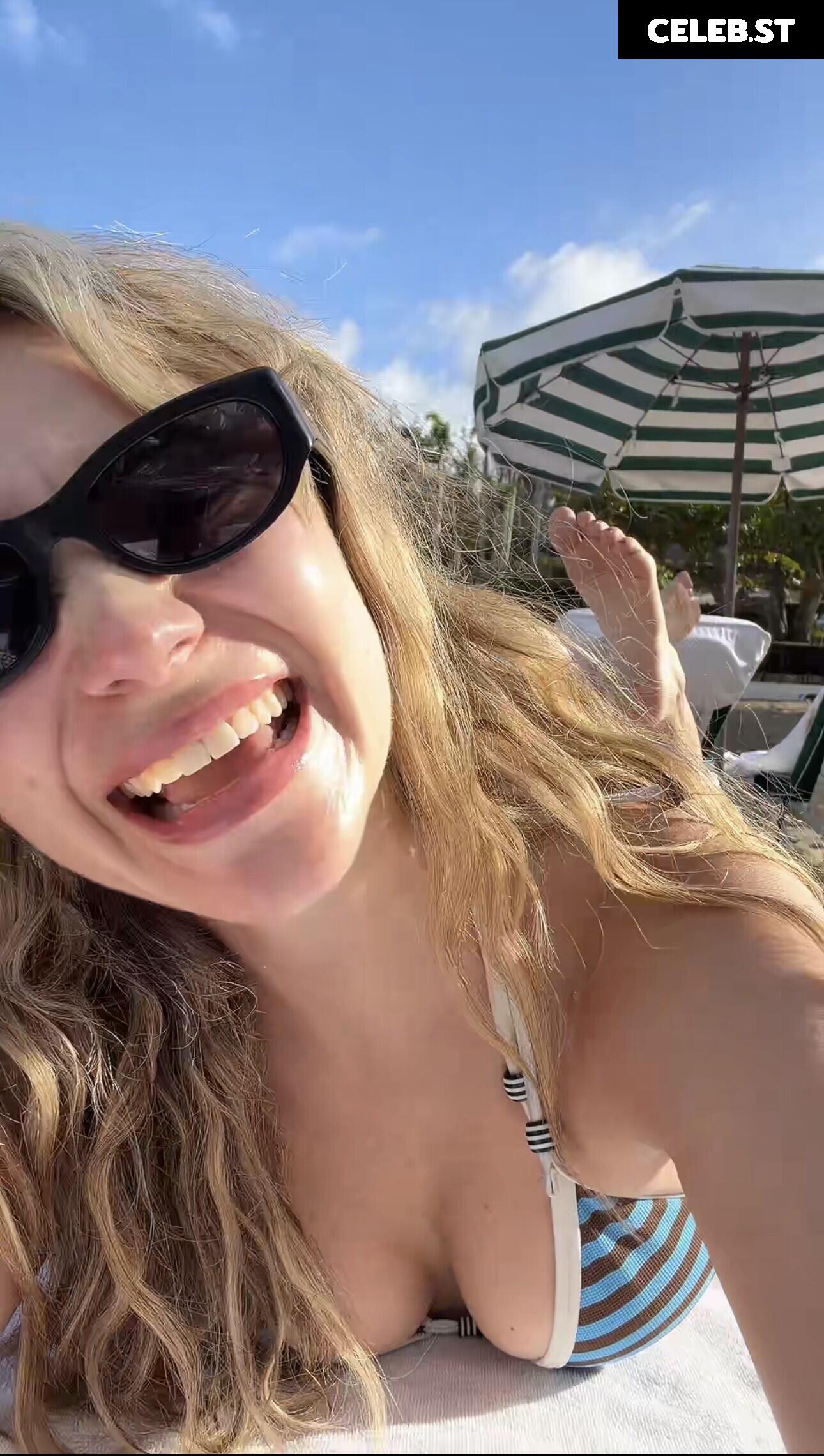 Genevieve Hannelius | ghannelius Image 23443091