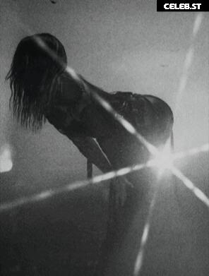 Courtney Laplante (Spiritbox Singer) Image 23443009