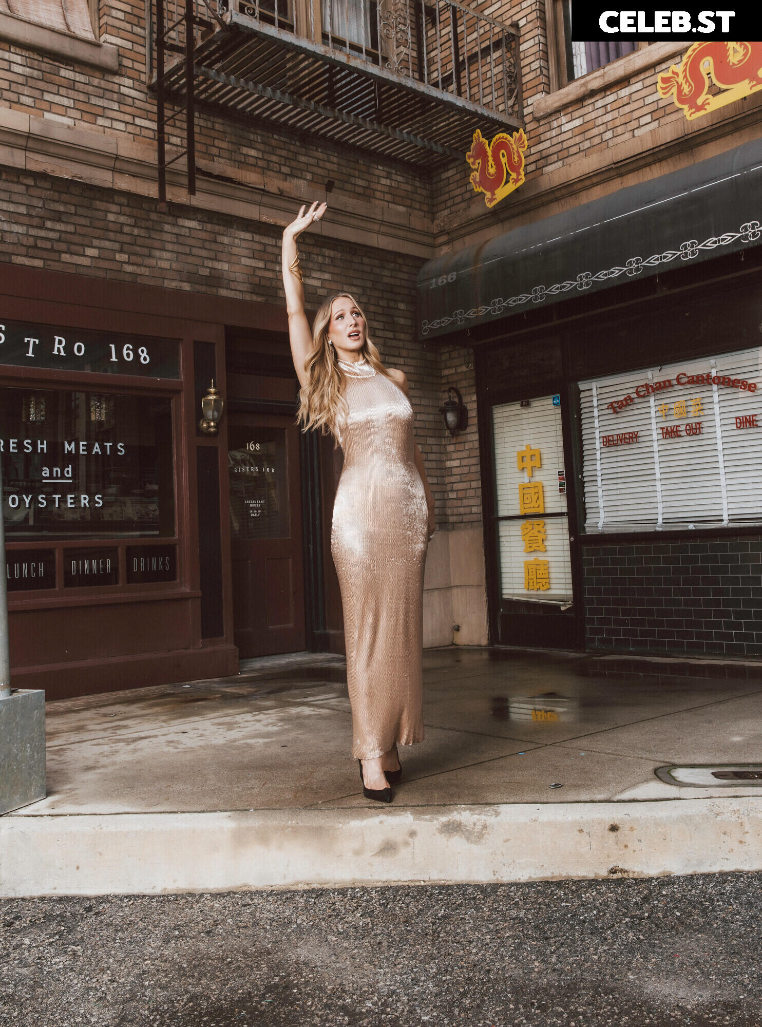Nikki Glaser Image 23443242