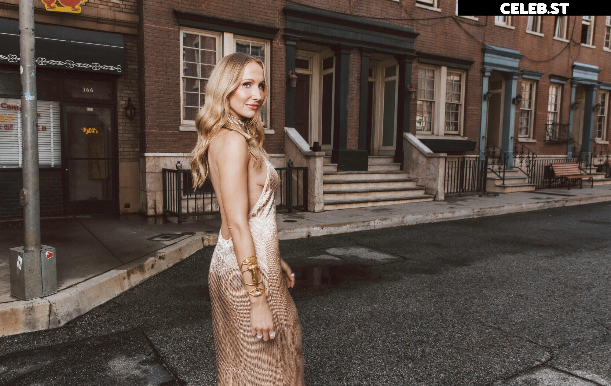 Nikki Glaser Image 23443244
