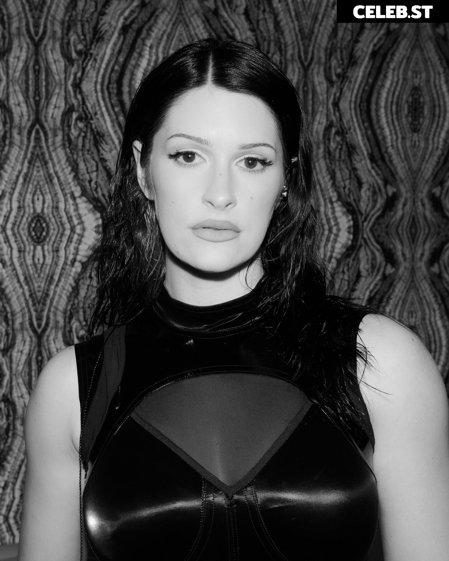 Courtney Laplante (Spiritbox Singer) Image 23442980