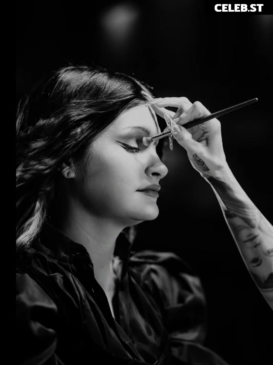 Courtney Laplante (Spiritbox Singer) Image 23442936