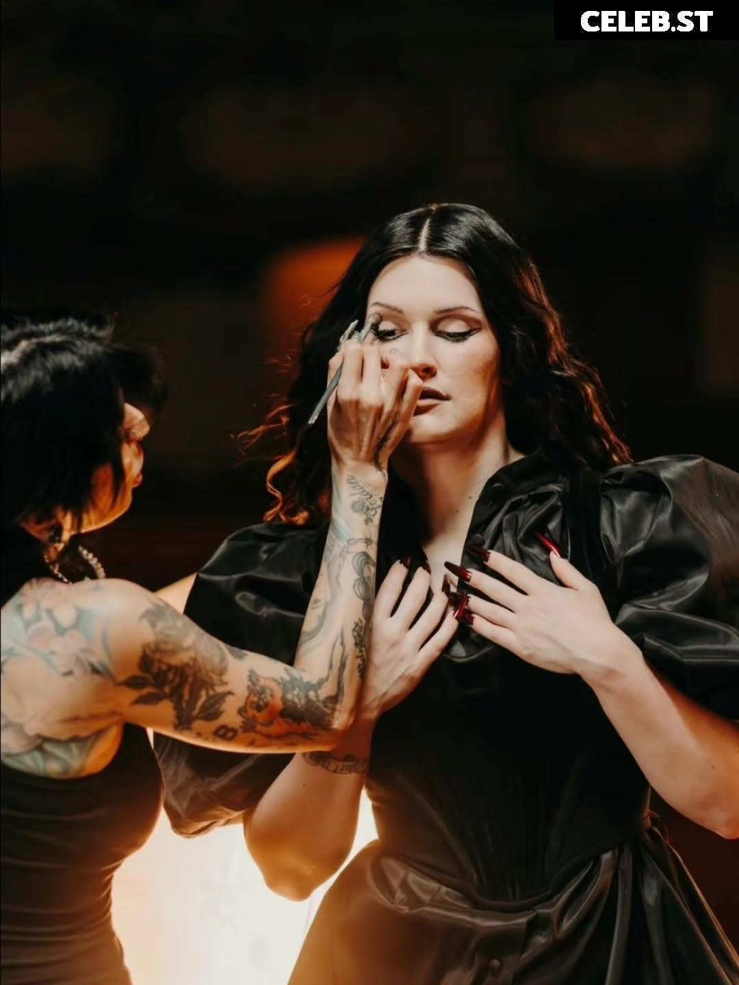 Courtney Laplante (Spiritbox Singer) Image 23442935