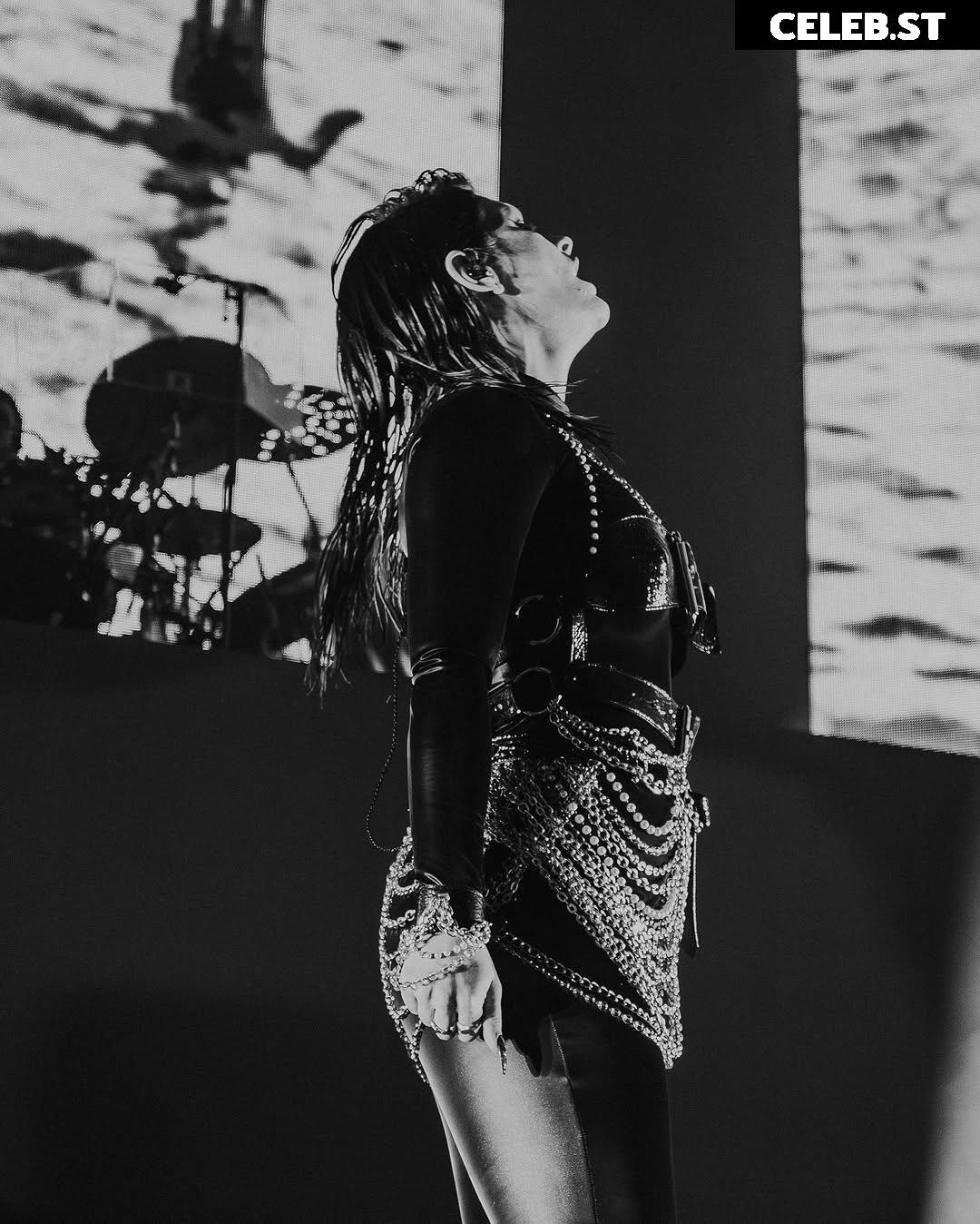 Courtney Laplante (Spiritbox Singer) Image 23442934