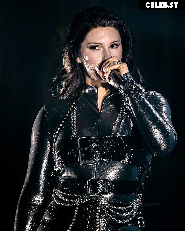 Courtney Laplante (Spiritbox Singer) Image 23442977