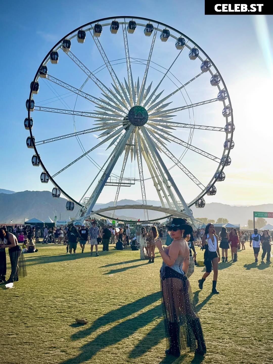 Isabella Gomez Image 23442690